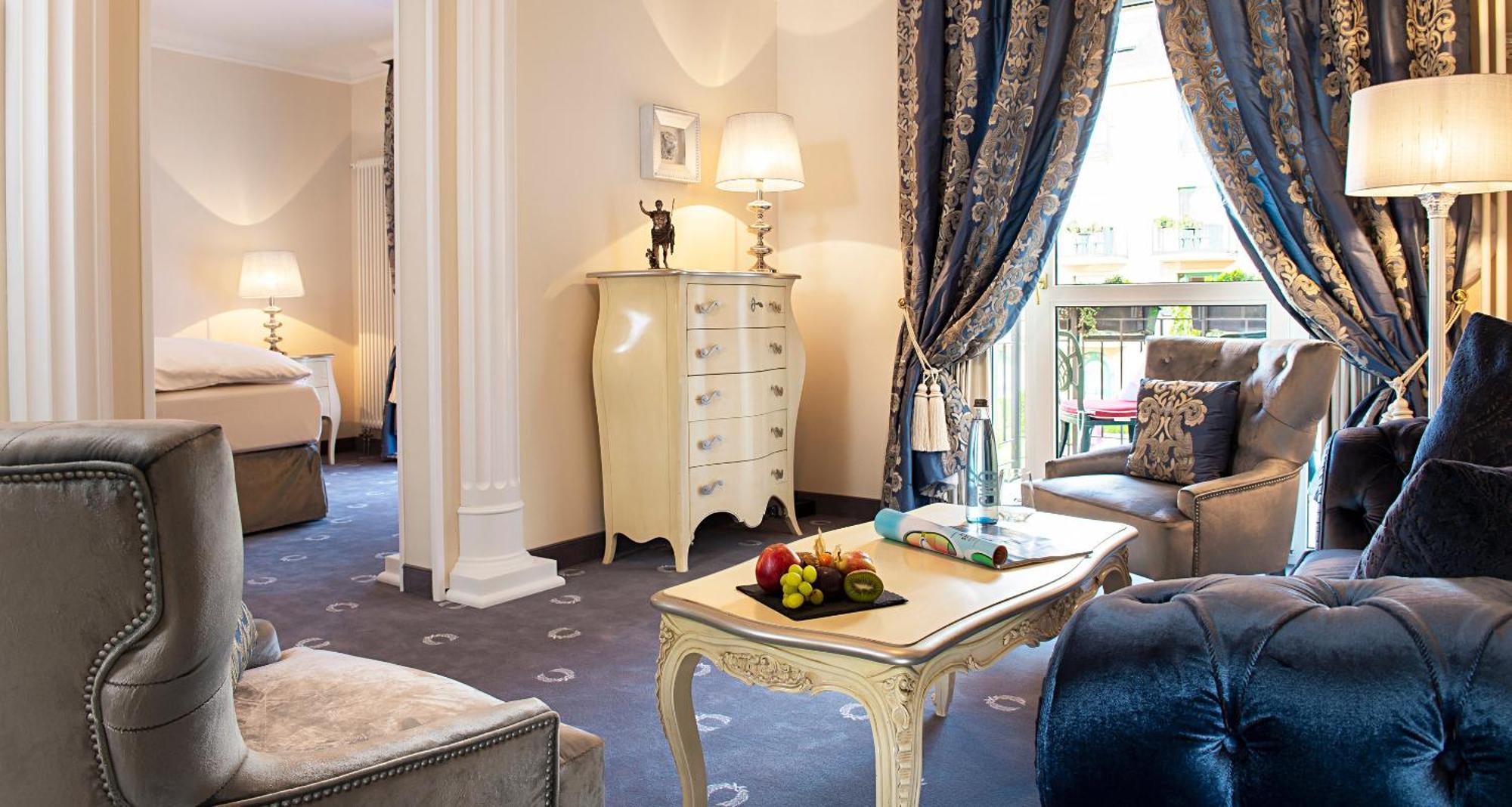 Victor'S Residenz-Hotel Schloss Berg 네니히 객실 사진 Suite