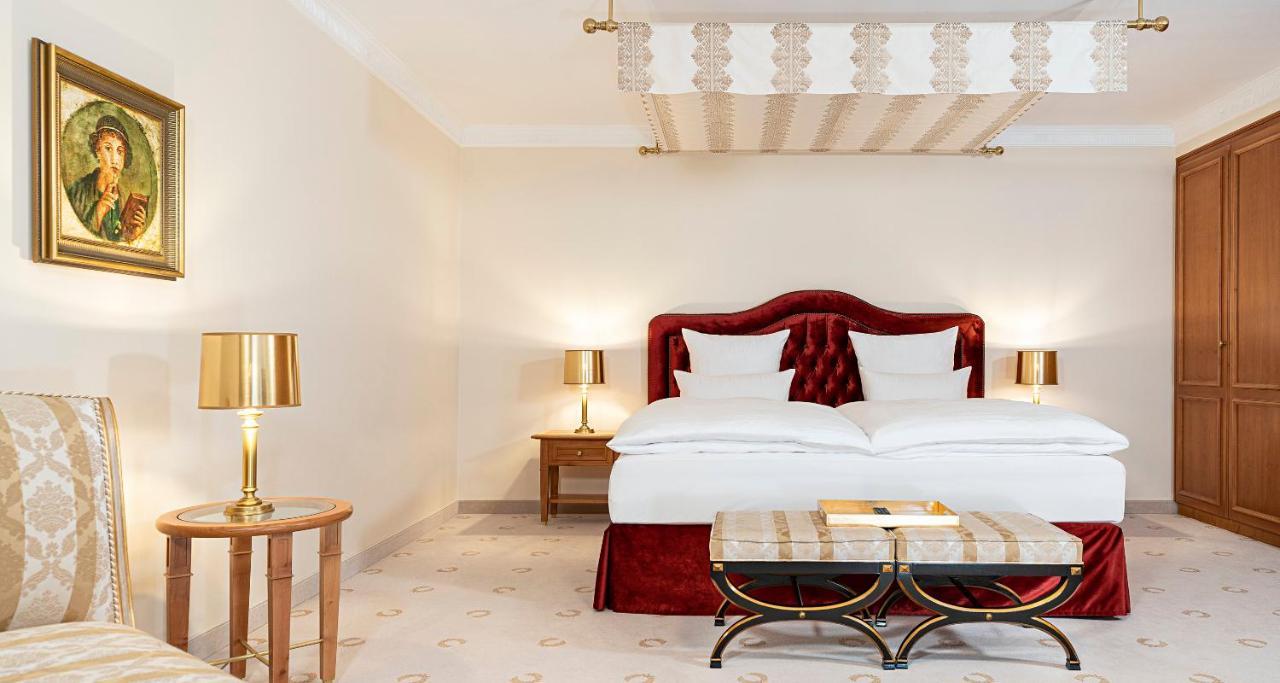 Victor'S Residenz-Hotel Schloss Berg 네니히 외부 사진